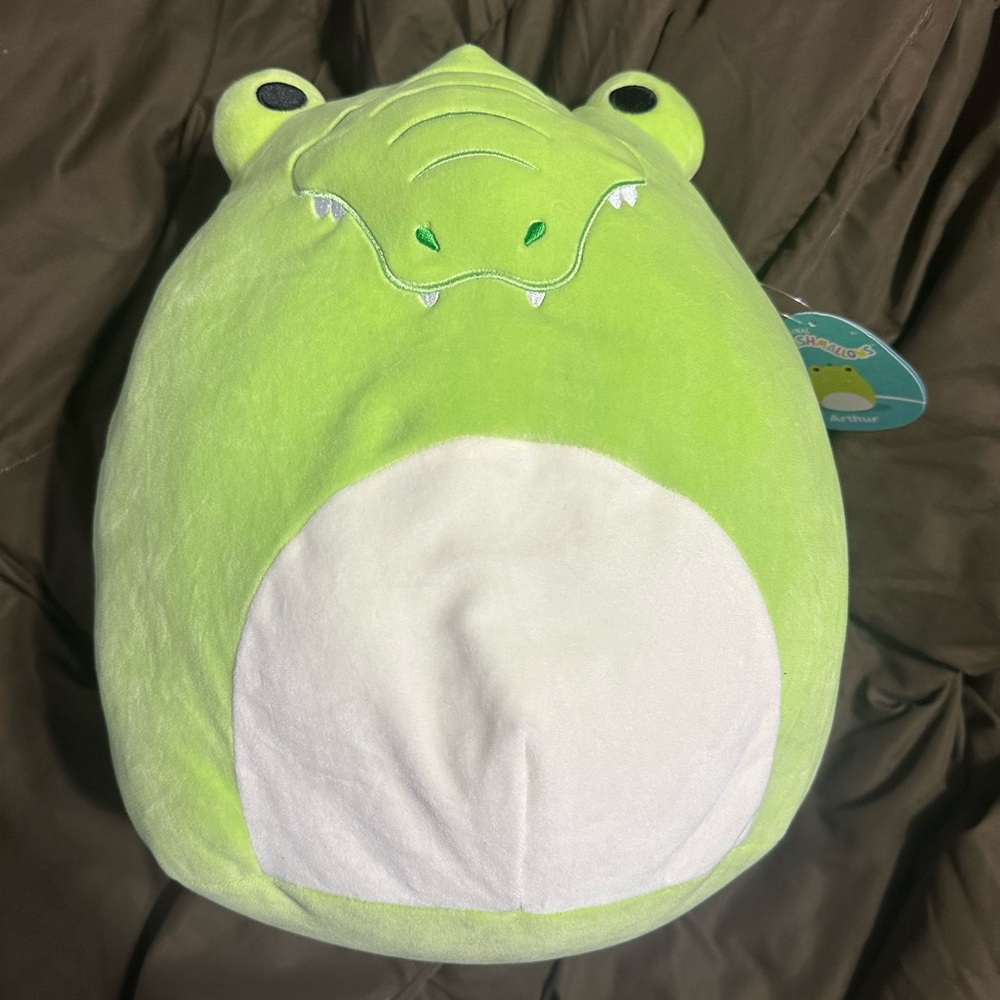 NWT Arthur the alligator squishmallow